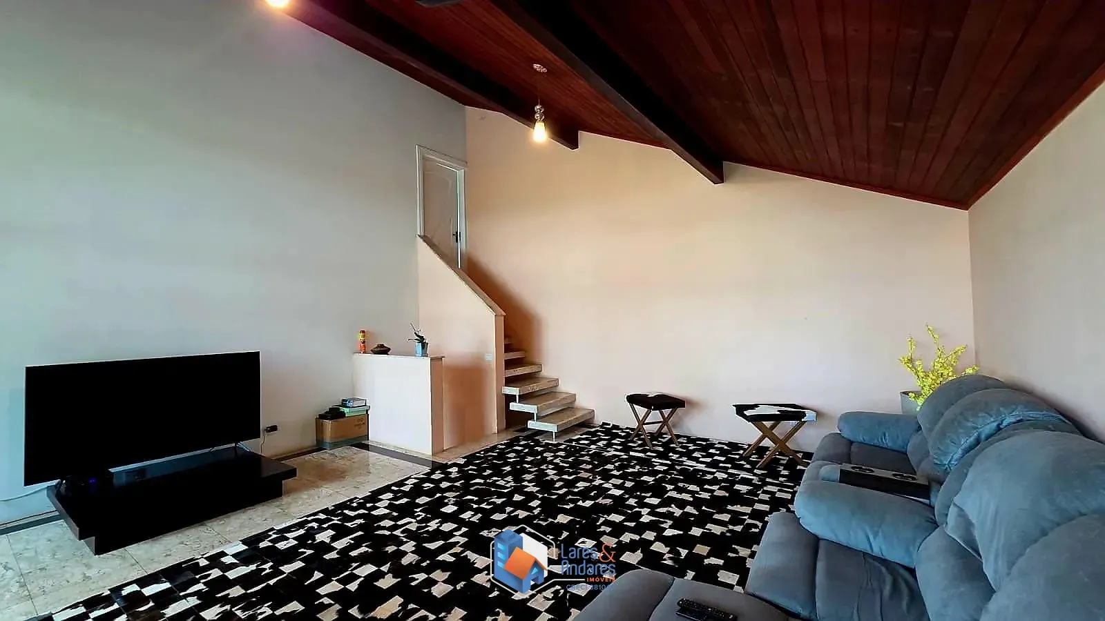Imagem Casa Impecável com piscina de borda e vista infinita, um refúgio bem localizado no Portal Roselândia, Cotia, SP