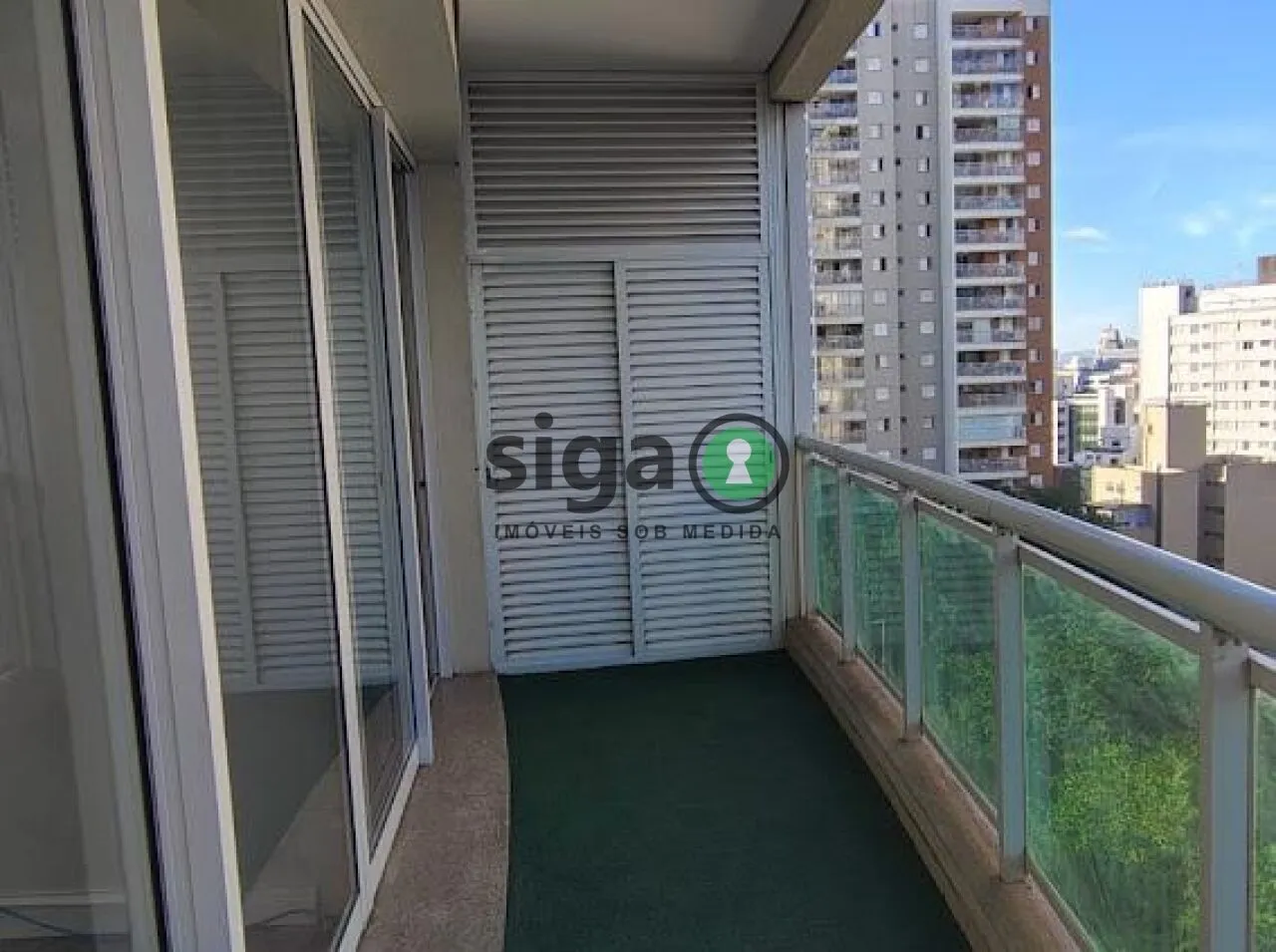 Imagem Conjunto Comercial a Venda e Locação em Cerqueira César com 153m², Sem mobília.