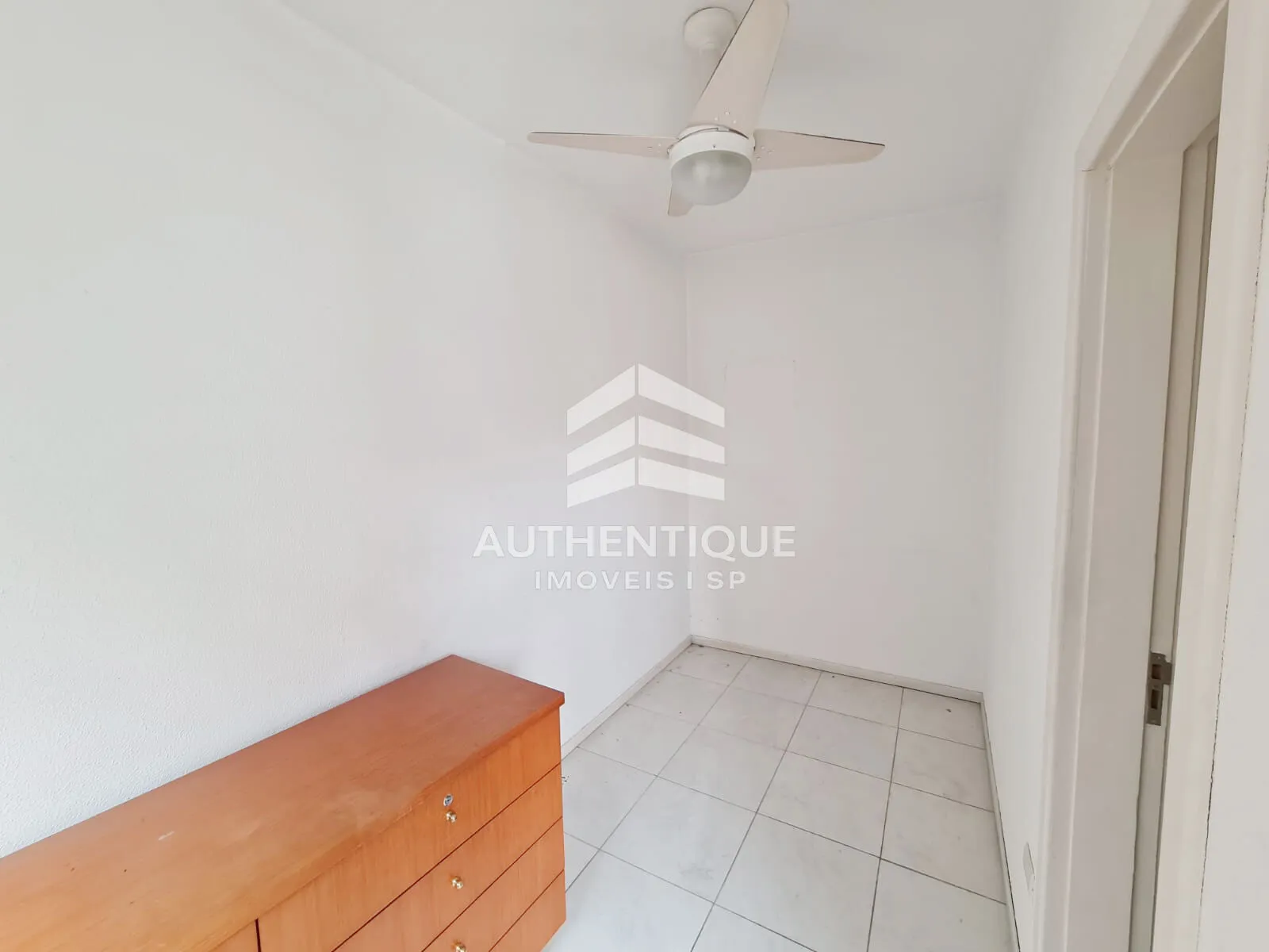 Imagem Casa Comercial I Excelente oportunidade para montar clínica, laboratório, pet, estética ou investir