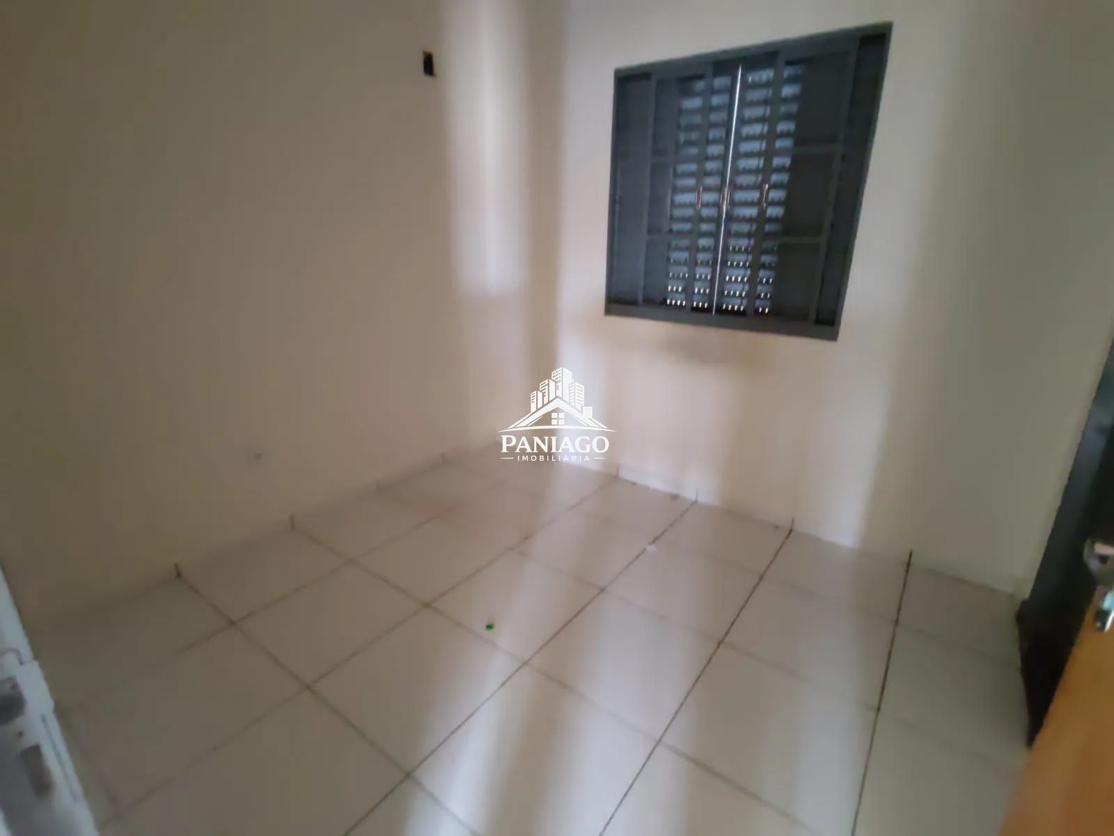 Imagem Casa com 2 quartos (1 suíte), amplo terreno, Altos do Parque, Cuiabá-MT