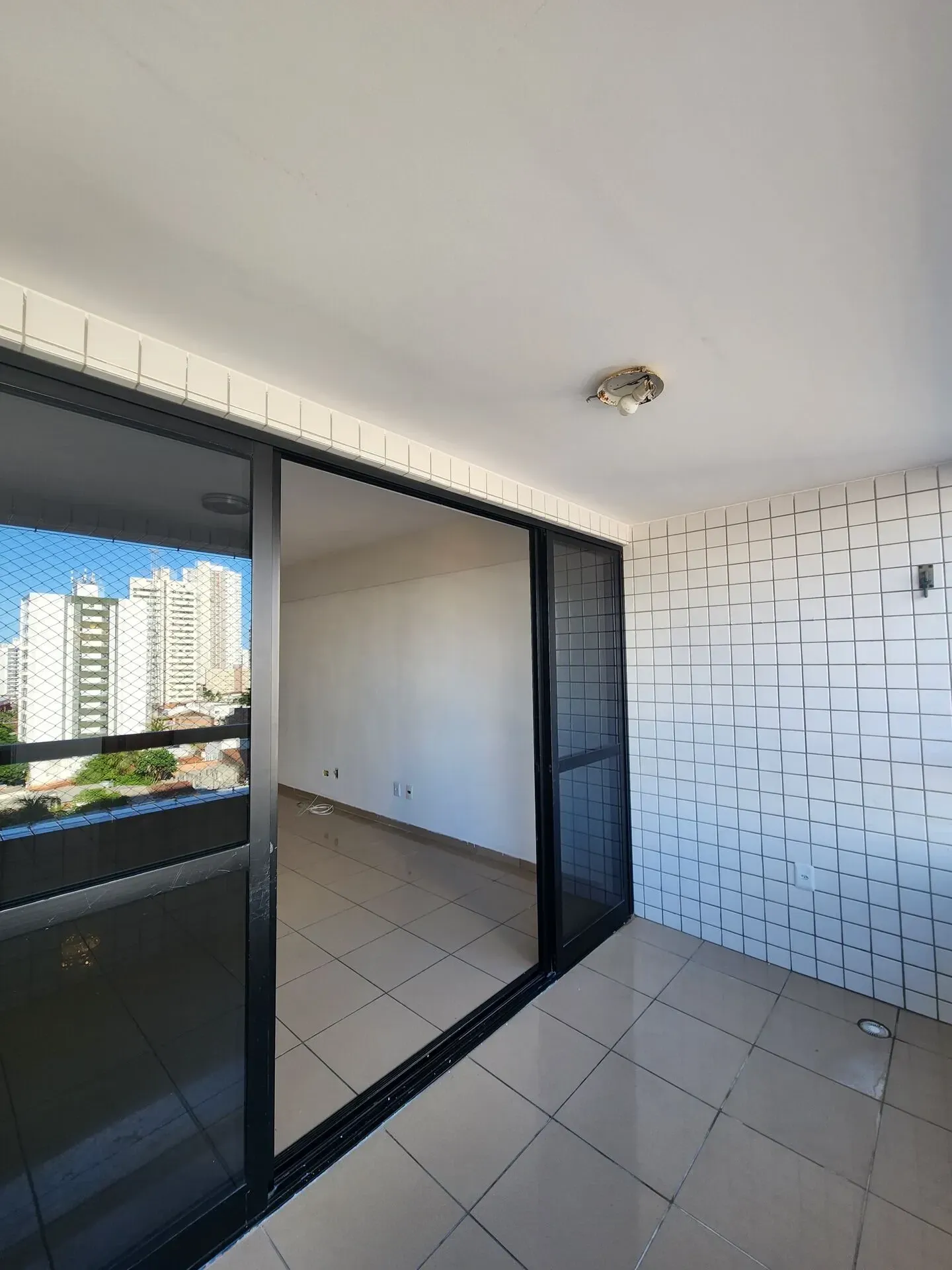 Imagem Apartamento com 3 Quartos à Venda, 106 m² em Madalena - Recife