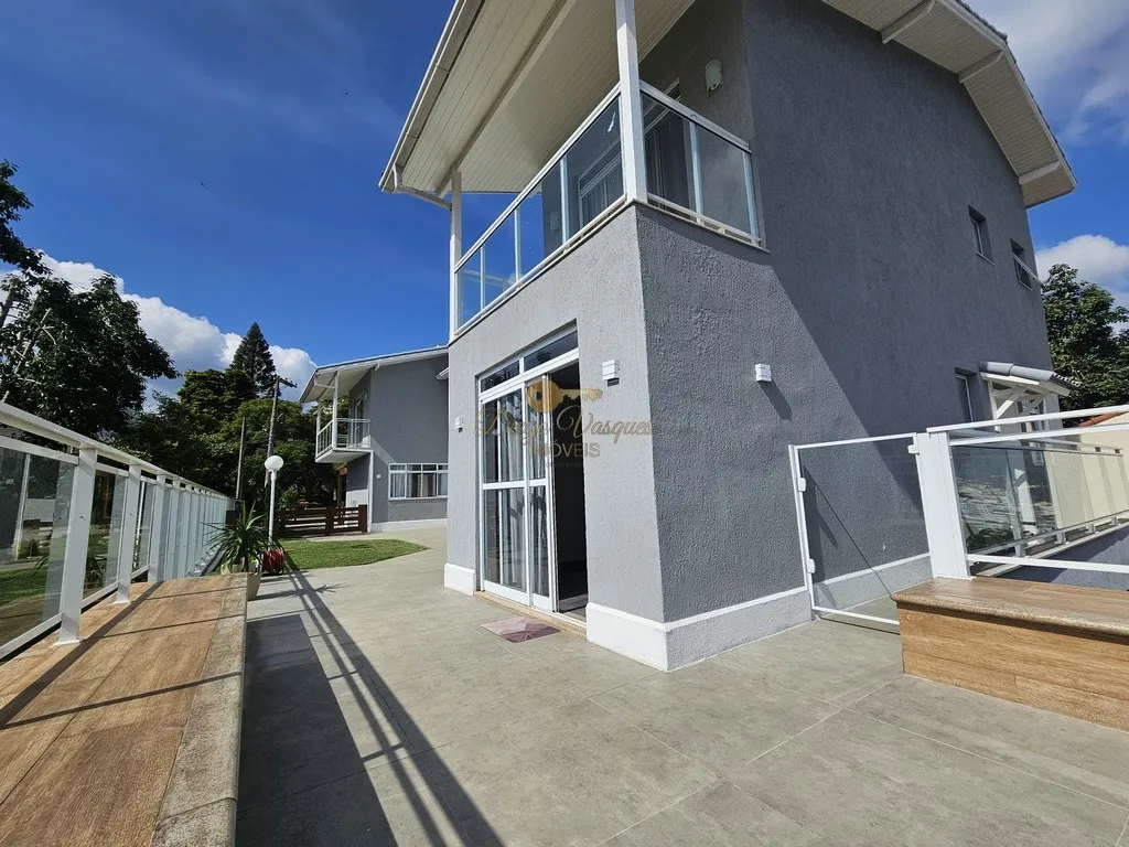 Imagem Casa em Condomínio para Venda em Teresópolis / RJ no bairro Várzea