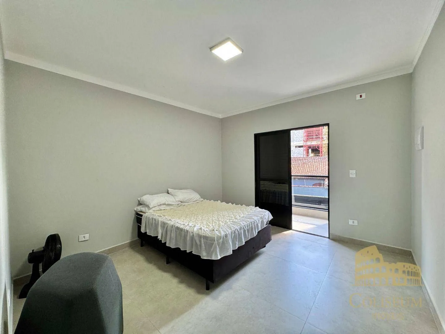 Imagem Casa com 3 dormitórios à venda por R$ 935.000,00 - Aviação - Praia Grande/SP