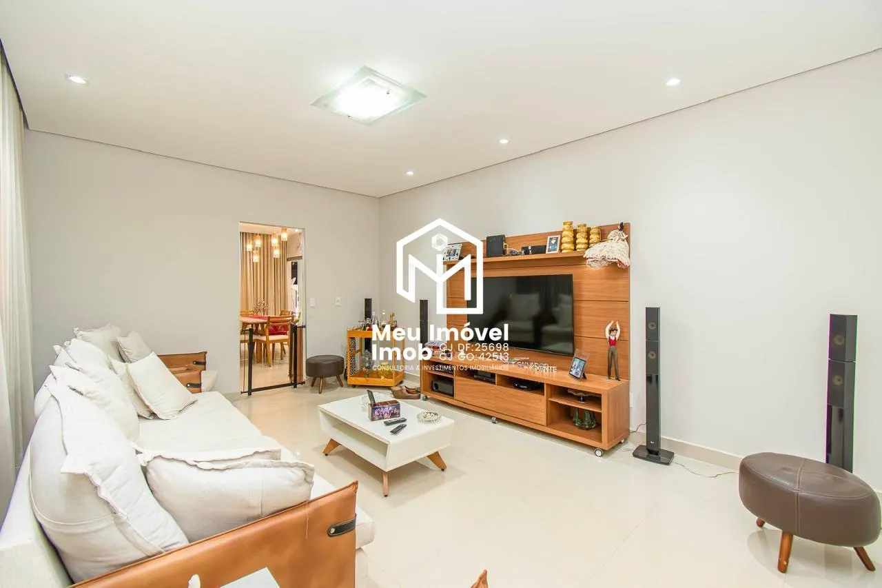 Imagem Casa 3 Quartos 3 Suítes 4 Vagas 204m² Arniqueiras/DF