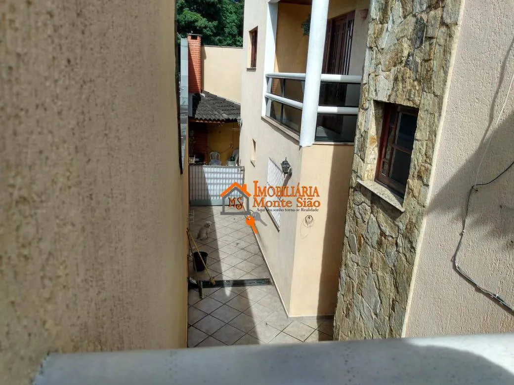 Imagem Sobrado com 3 dormitórios à venda, 279 m² por R$ 1.272.000,00 - Jardim Santa Mena - Guarulhos/SP