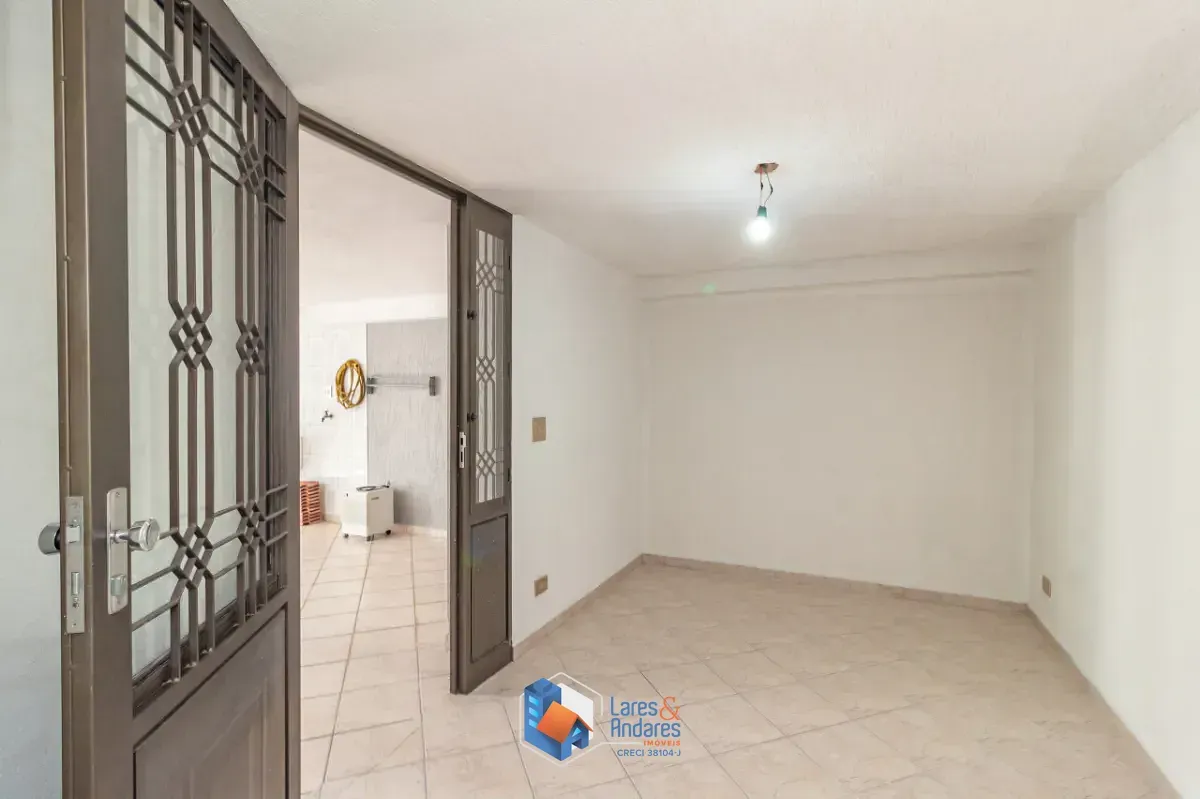 Imagem Casa para venda em Planalto Paulista com 3 quartos, 156m²