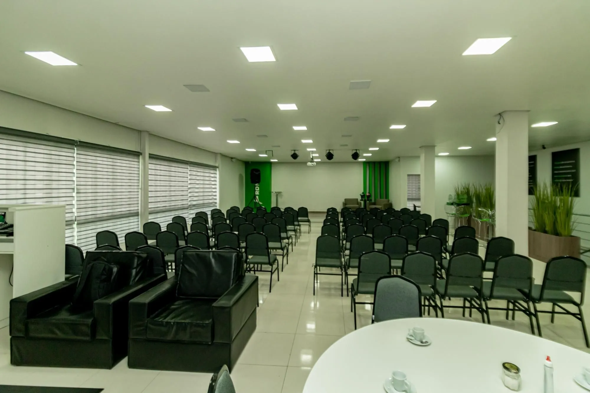 Imagem Prédio Comercial em Navegantes