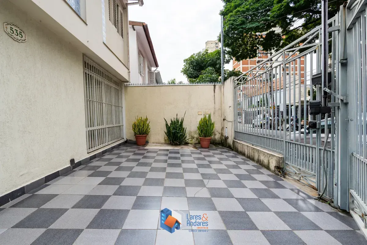 Foto do imóvel Casa para venda em Cidade Monções com 3 quartos, sendo 1 suíte, 165m² em Rua Pensilvânia