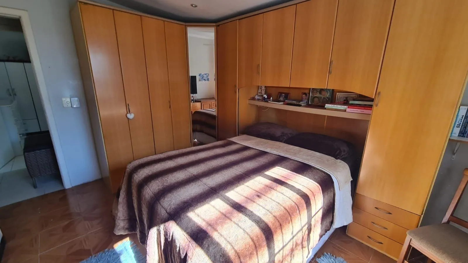 Imagem Casa com 4 dormitórios, 2 vagas e 300m² á venda