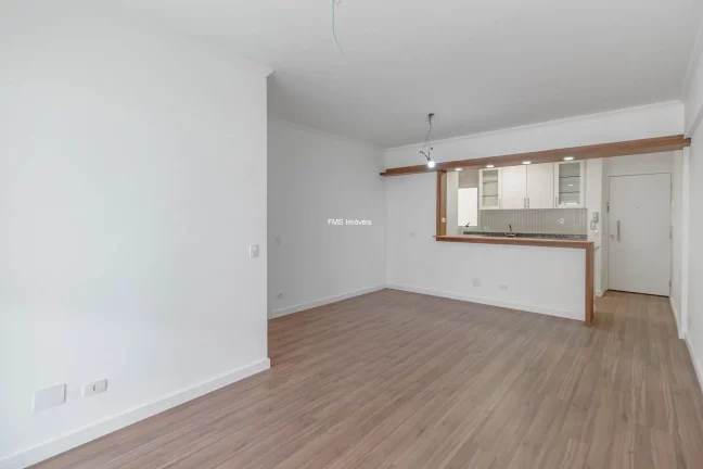 Imagem Apartamento à venda na Vila Romana, São Paulo-SP: 3 quartos, 1 suíte, 3 salas, 3 vagas de garagem!