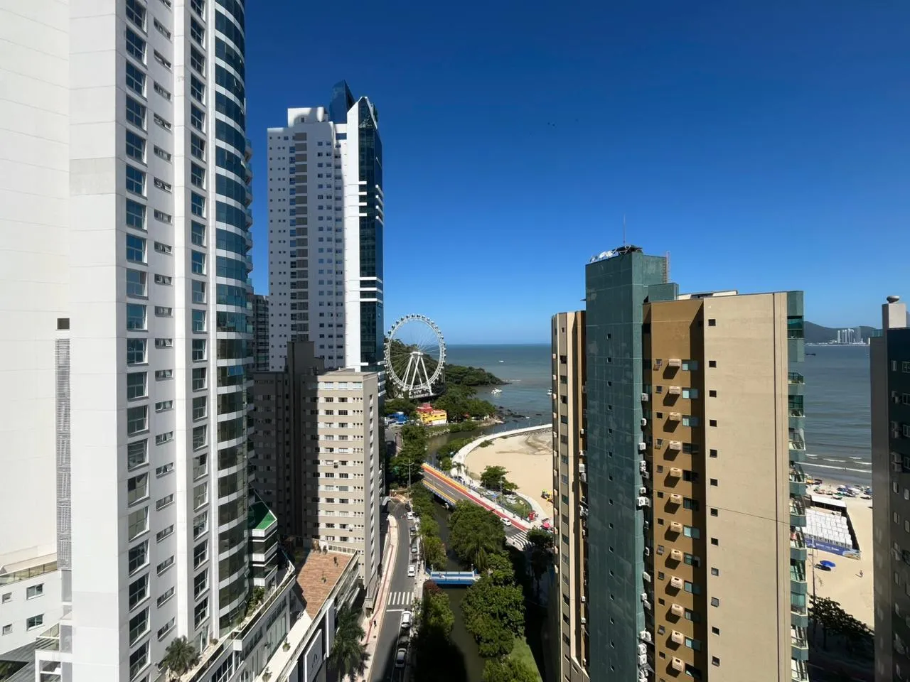 Imagem Apartamento com vista para o mar à venda com 151.28m2 por R$ 5.460.000,00