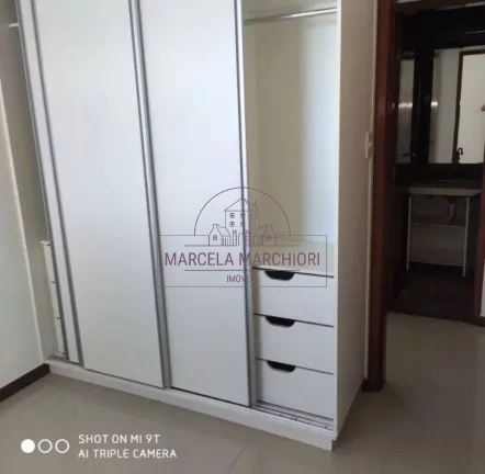 Imagem Apartamento Espetacular de Frente para o Mar em Itapuã