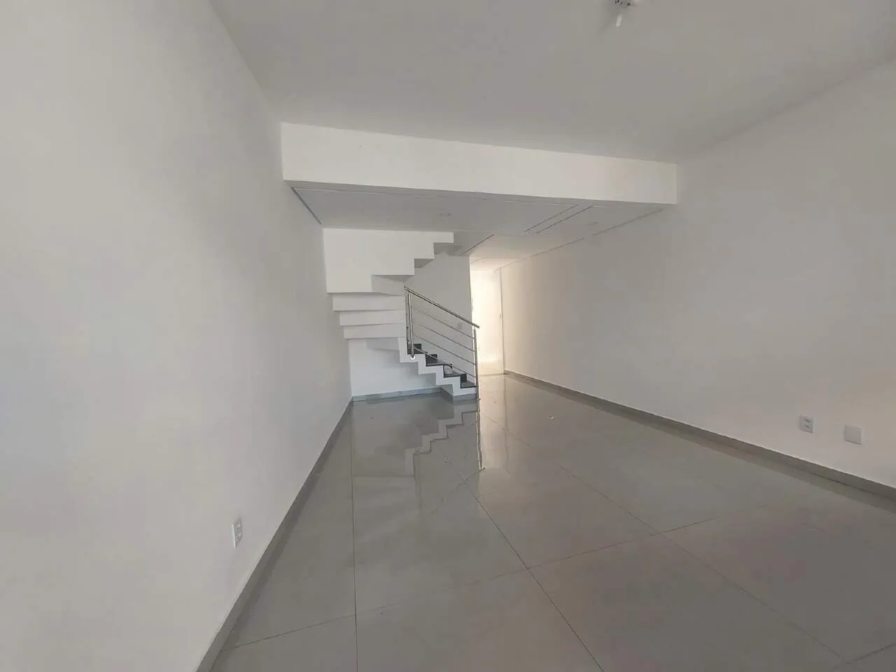 Foto do imóvel 2 QUARTOS+2 SUÍTES+VARANDA+ VAGA DE GARAGEM