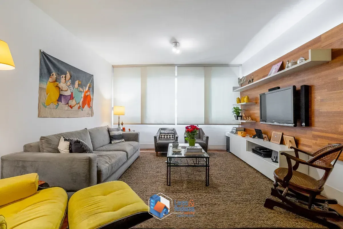Foto do imóvel Apartamento para venda em Itaim Bibi com 3 quartos, sendo 1 suíte, 138m² em Rua Itacema