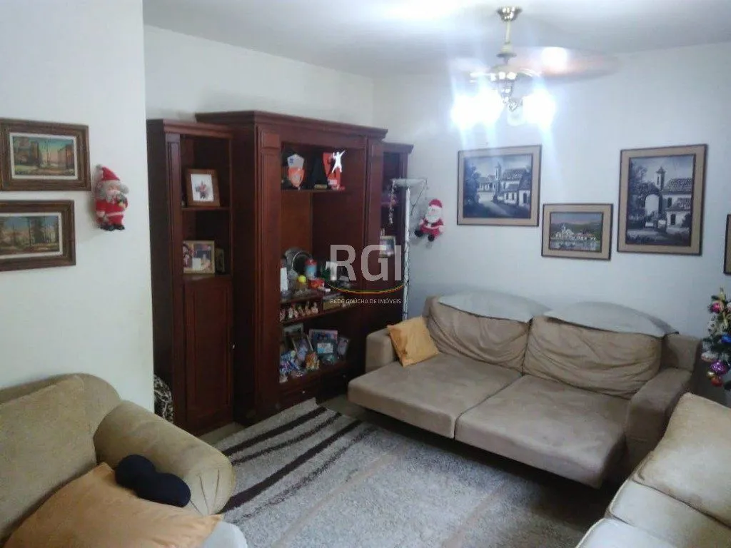 Imagem Casa para Venda - 340m², 4 dormitórios, sendo 2 suites, 3 vagas - Jardim Lindóia