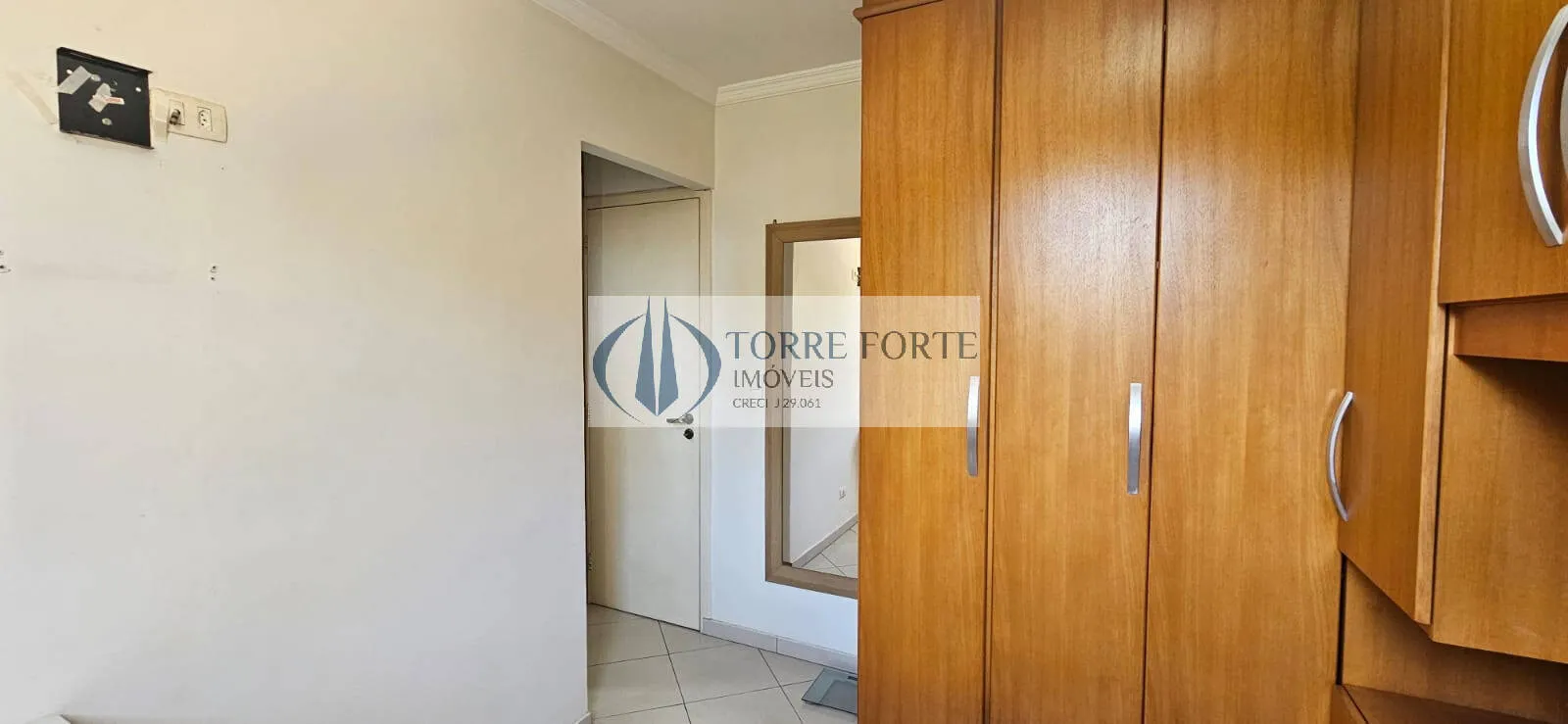 Imagem Ótimo apartamento 3 dormitórios, sala para 2 ambientes, cozinha, 1 vaga, ZN