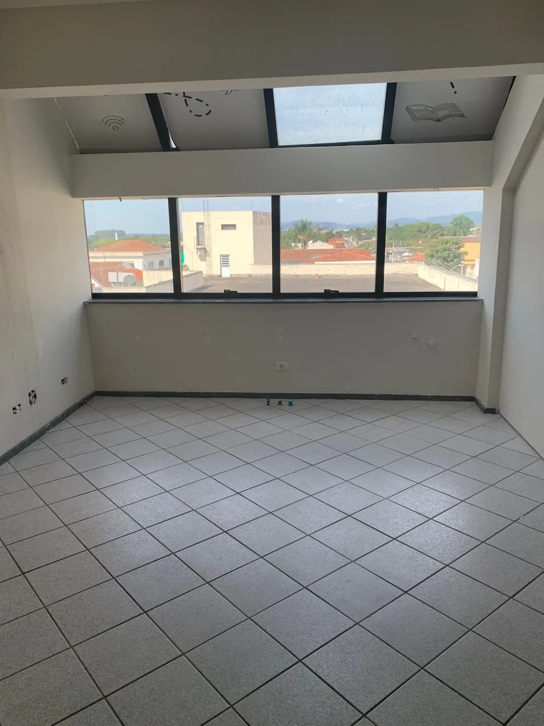 Imagem Comercial à venda 40M², Centro, Pindamonhangaba - SP | condominio antonio cozzi