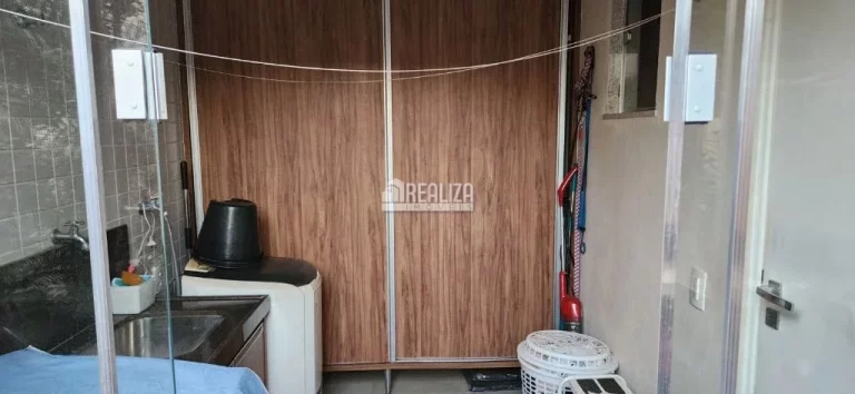 Imagem Casa à venda no bairro Beija-Flor II, em Uberaba: 2 dormitórios, suíte, móveis planejados e mais!