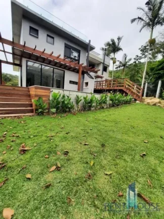 Imagem Casa em Condomínio para Venda em Balneário Camboriú, TAQUARAS, 3 dormitórios, 3 suítes, 4 banheiros, 2 vagas
