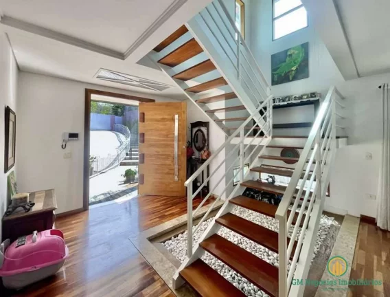 Imagem Cond. Paineiras II - Impecável! 3 suítes, piscina, gourmet, salão e VISTA!
