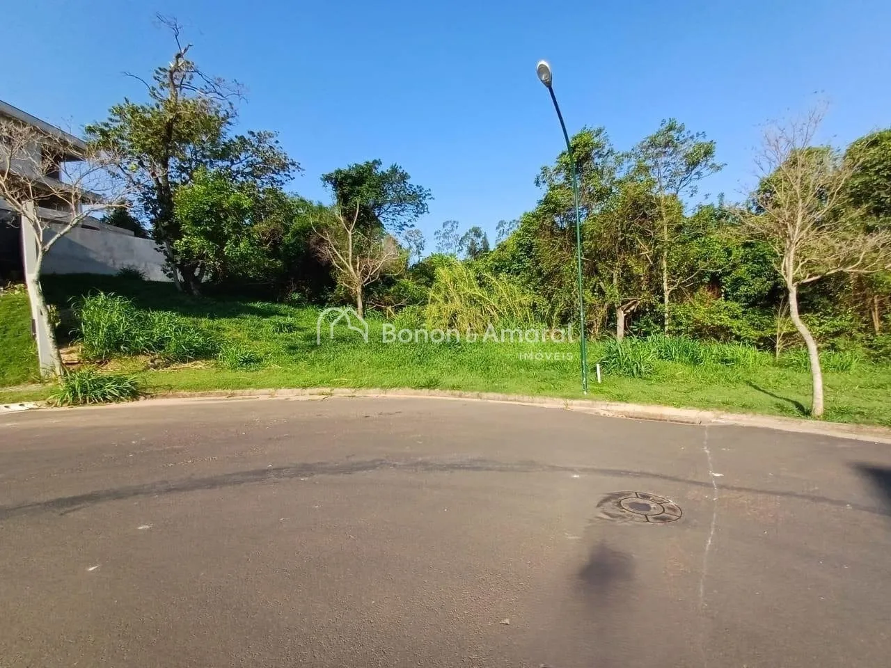 Imagem Terreno à Venda com 511 m² no Condomínio Reserva do Itamaracá - Valinhos/SP