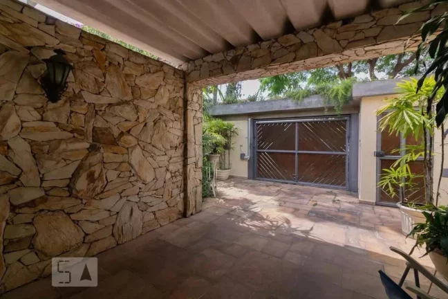 Imagem Vende-se lindo e espaçoso sobrado no Planalto Paulista para uso comercial ou residencial!!