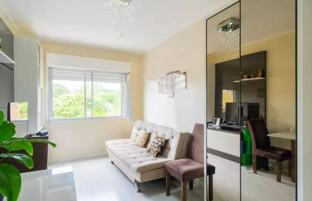 Apartamento Semimobiliado 1 Dormitório e 1 Vaga