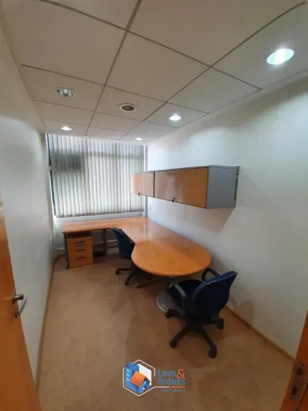 Imagem Conjunto comercial para venda em Consolação, 130m²