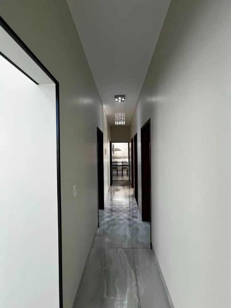 Imagem Casa com 3 dormitórios à venda, 201 m² por R$ 750.000,00 - Afonso Queiroz - Patos de Minas/MG