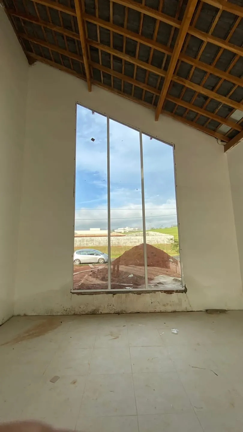 Imagem Casa à venda 3 Quartos, 1 Suite, 4 Vagas, 1025M², Condominio Village da Serra, Tremembé - SP | Condomínio Village da Serra