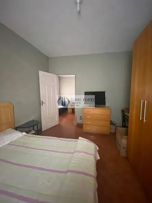 Imagem Bela casa 3 dormitórios 2 banheiros e 5 vagas no Tatuapé