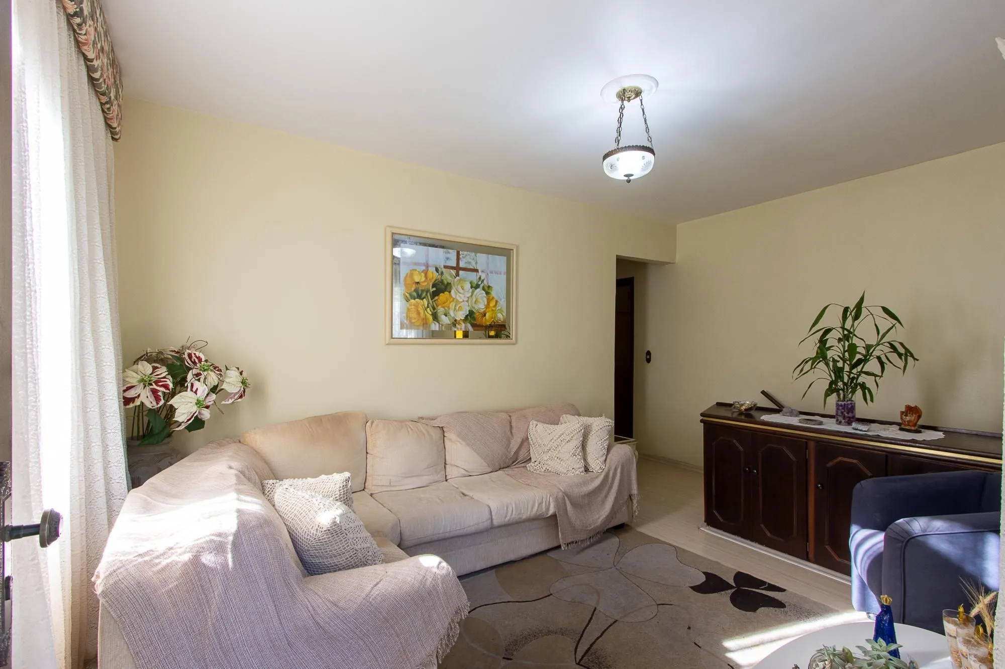Imagem **Casa de 05 dormitórios, 03 suítes, 06 Banheiros, com 315,10m² privativos na Vila Conceição, Porto Alegre, RS**