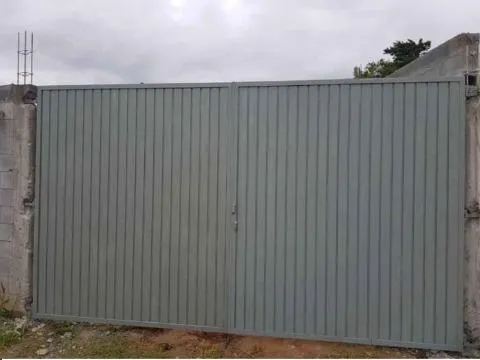 Imagem VENDA DE TERRENO NA CHÁCARA GUANABARA, EM GUARAREMA/SP, com área total de 580m² e terreno murado. ÓTIMA OPORTUNIDADE DE INVESTIMENTO! CONSULTE-NOS.