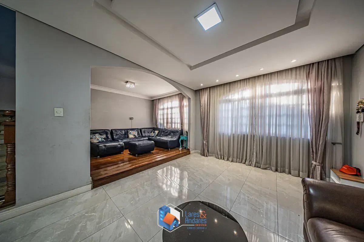 Imagem Sobrado para venda em Vila Almeida com 4 quartos, sendo 1 suíte, 157m²