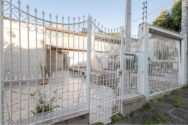 Imagem Casa para venda no bairro Jardim Sabará em Porto Alegre