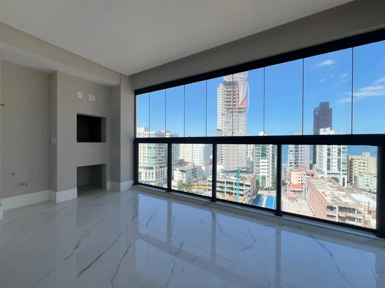 Imagem Apartamento à venda com 135m2 por R$ 2.500.000,00
