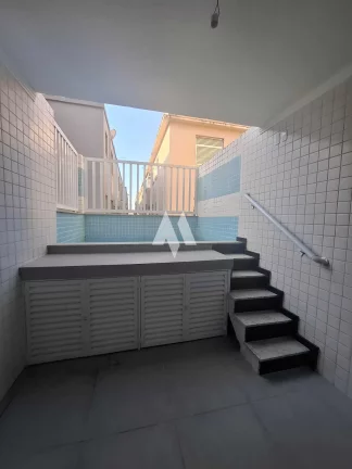 Imagem Casa Padrão 3 quartos - bairro Aparecida- piscina
