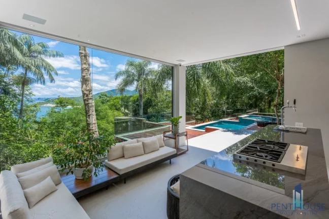 Imagem Casa para Venda em Balneário Camboriú, BARRA, 4 dormitórios, 4 suítes, 5 banheiros, 4 vagas