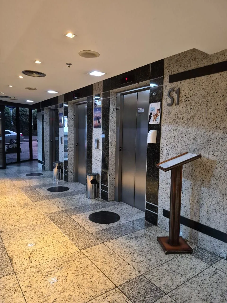 Imagem Apartamento mobiliado com renda garantida - Excelente oportunidade para investidor em Porto Alegre