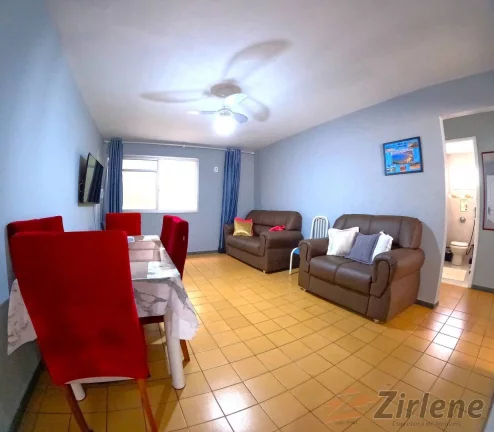 Imagem Apartamento Aconchegante de 2 Quartos na Segunda Quadra do Mar