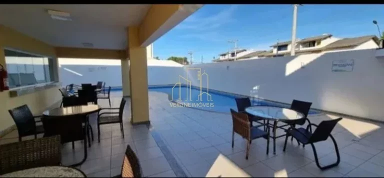 Imagem Excelente casa duplex em condomínio fechado com três suítes e área gourmet a venda em Stella Maris Salvador