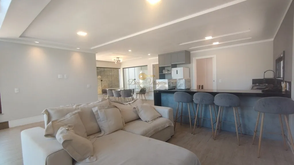 Imagem Casa em Condomínio para Venda em Teresópolis / RJ no bairro Tijuca