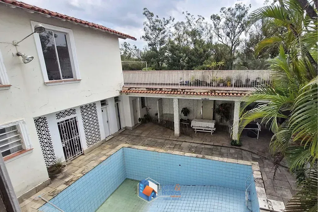 Imagem Casa à venda 6 Quartos 4 Suites 3 Vagas 473M² Cambuci São Paulo - SP
