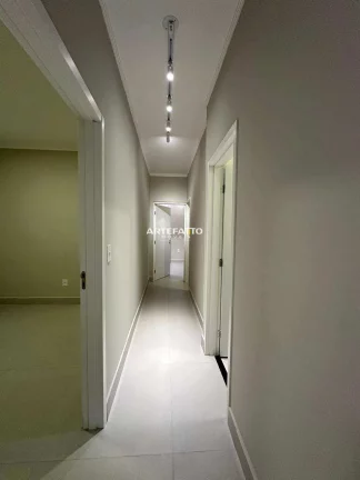 Imagem Casa Moderna à Venda – Bairro Parque dos Coqueiro