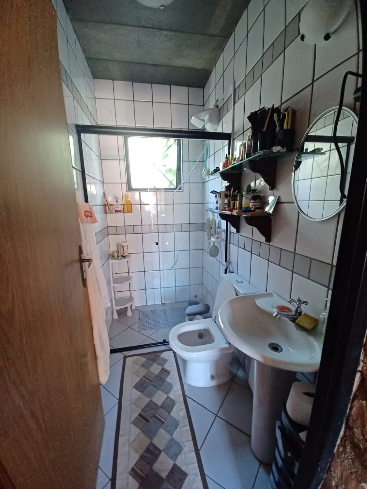 Imagem Belíssima casa 3 Dormitórios no Condomínio Vivendas do Lago!