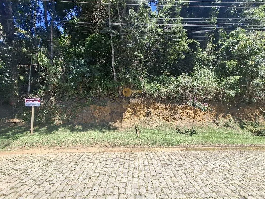 Foto do imóvel Terreno em Condomínio para Venda em Teresópolis / RJ em Estrada Antônio Carvalho Ventura