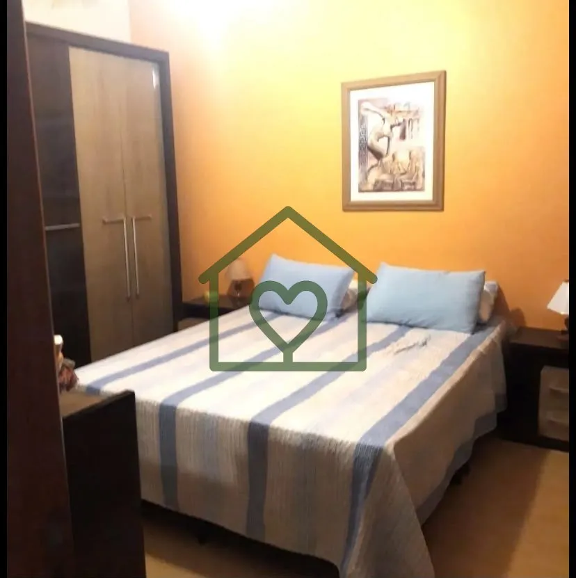 Imagem Ótimo casa/sobrado no bairro Auxiliadora, com 3 dormitórios, 3 vagas de garagem e anexo nos fundos...