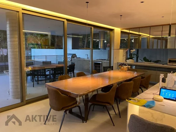Imagem Casa de Condomínio em Alphaville - Barueri, SP