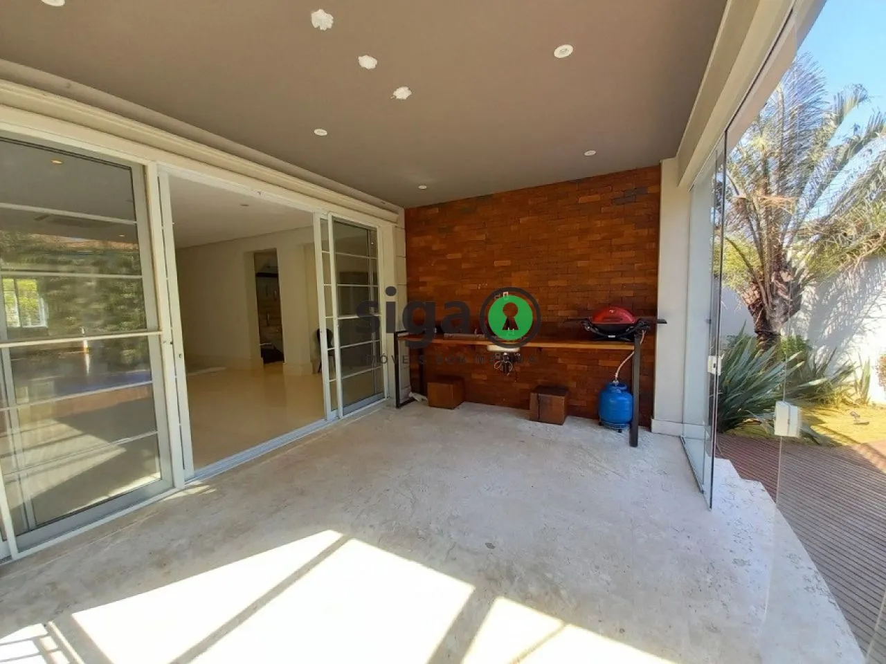 Imagem Casa em Condomínio a venda no Alto da Boa Vista com 4 quartos