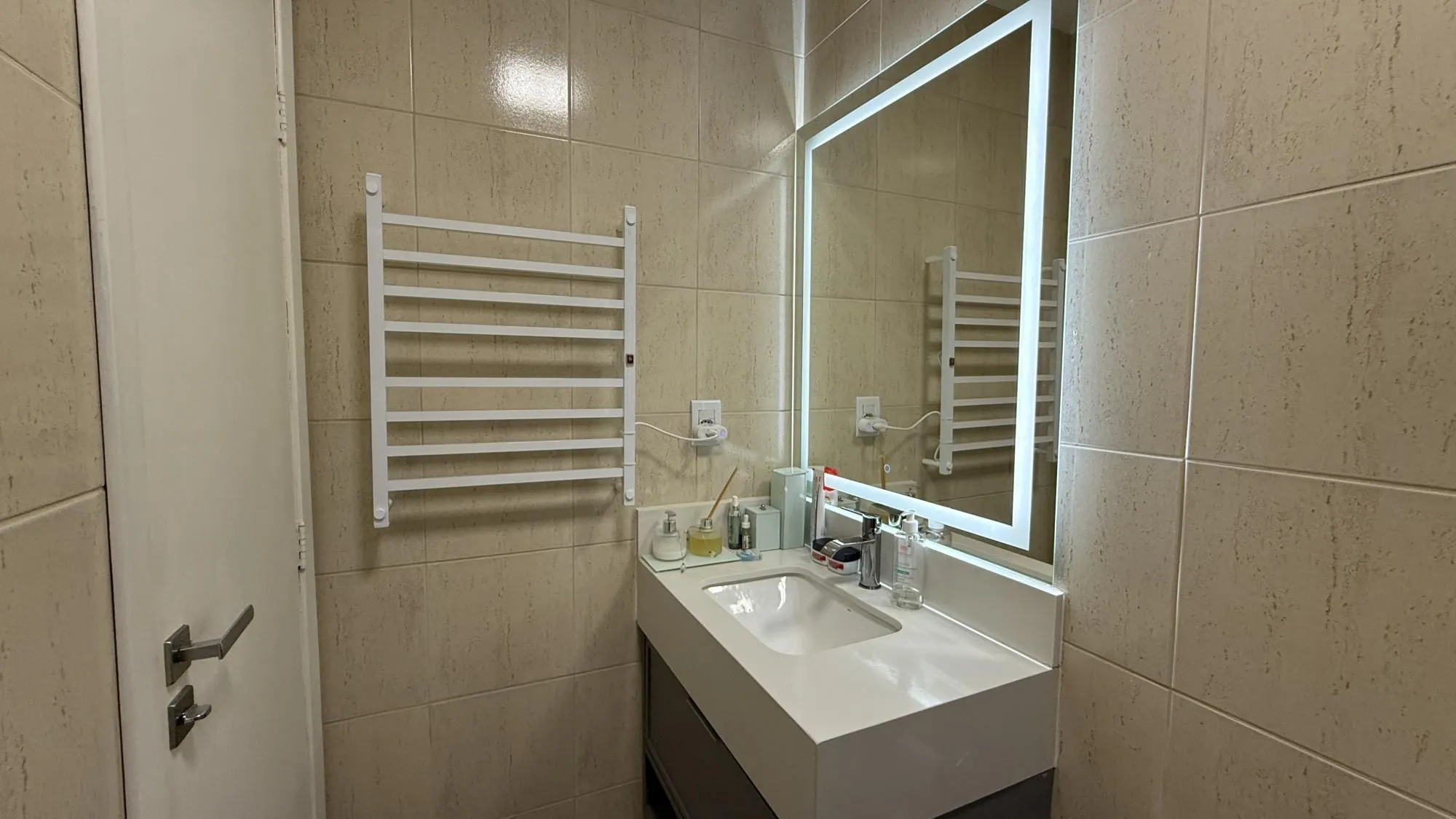 Imagem APARTAMENTO 100% REFORMADO NO PASSO D'AREIA